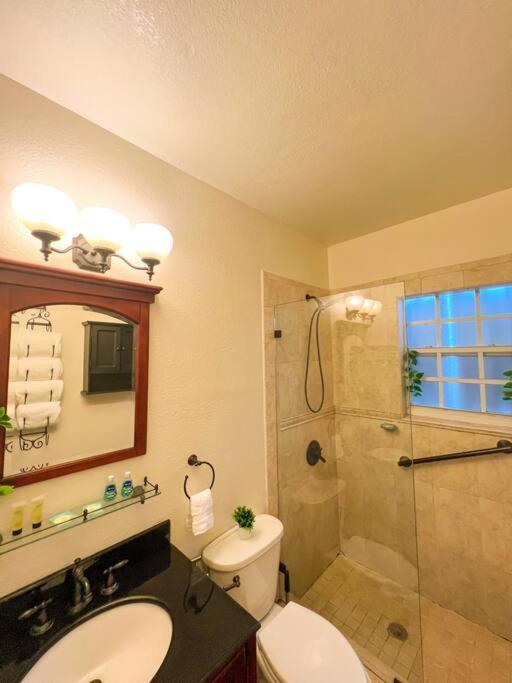 Cozy 1-Bedroom Rental In Miami Exteriör bild